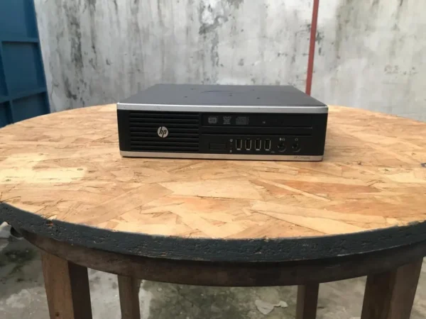 HP Compaq Elite 8300